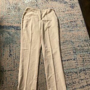 Elegant cream coloured pants.